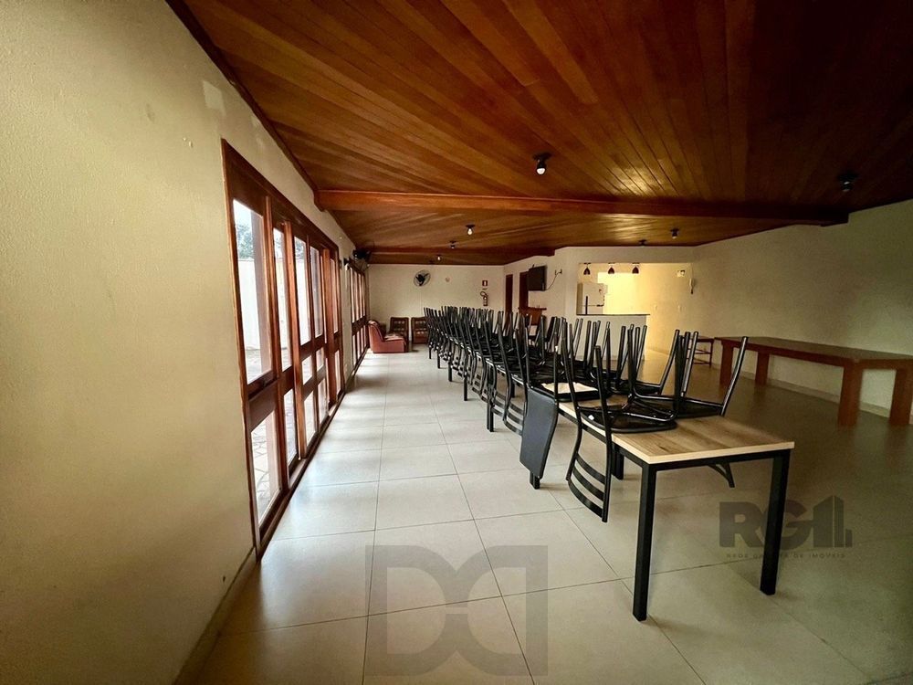 Apartamento de 2 quartos, elevador no bairro Partenon. — foto 37