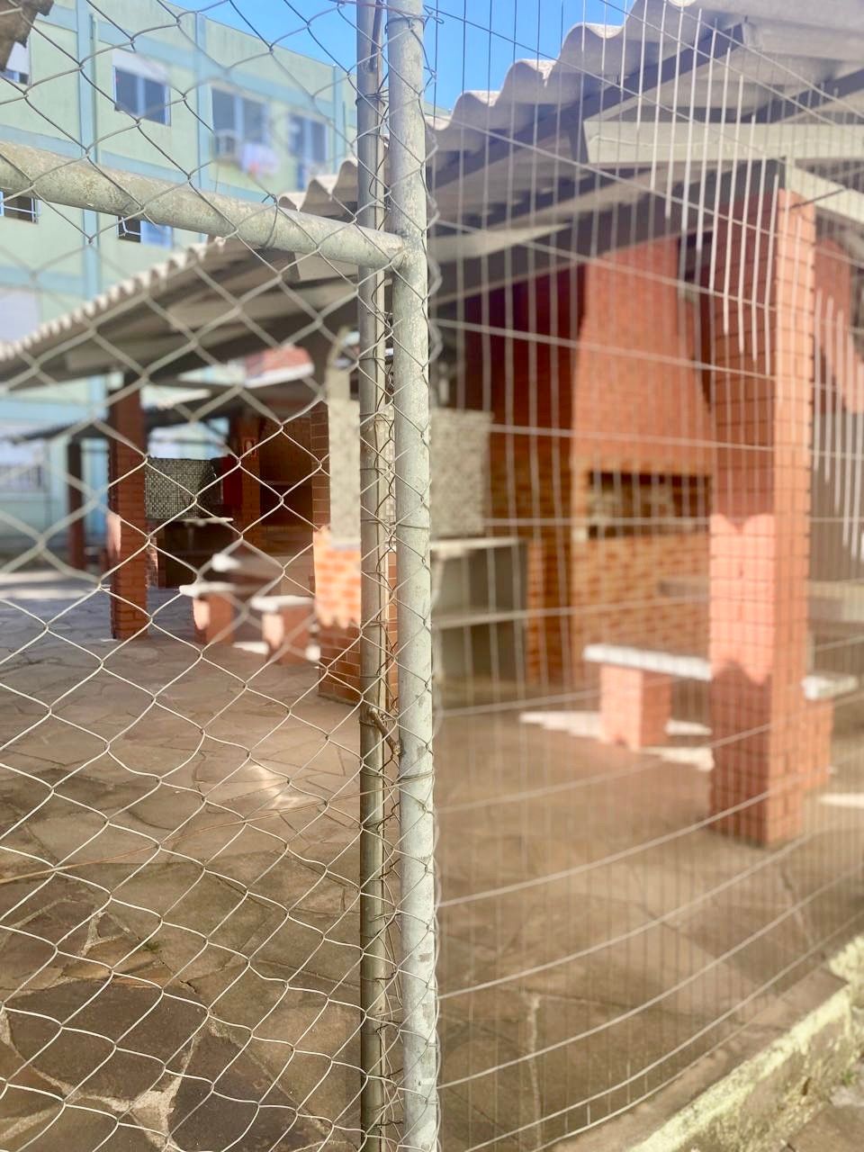 Apartamento de 2 dormitórios Segundo andar Bairro Camaqua em Porto Alegre — foto 20