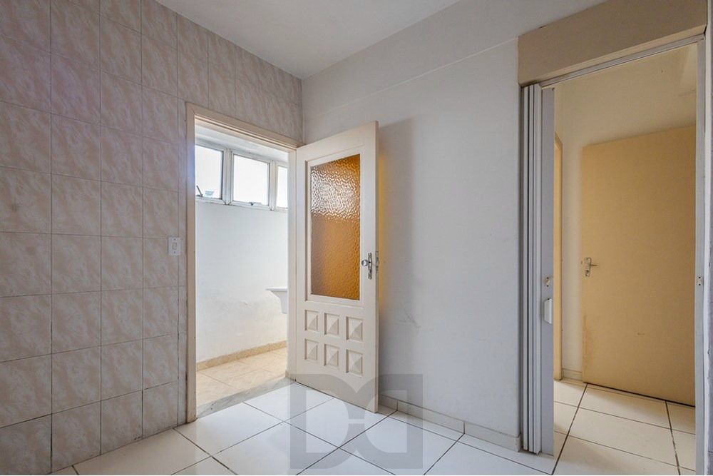 Casa com 4 quartos, 7 vagas e pátio no Bairro Higienópolis — foto 21