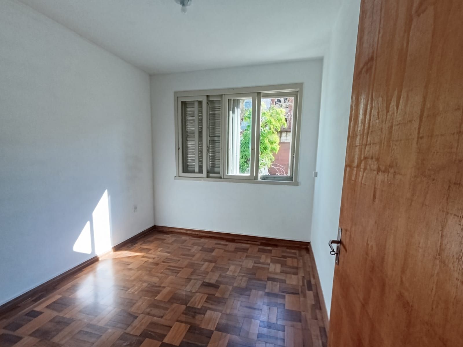 Apartamento de 2 dormitórios no bairro Praia de Belas — foto 7