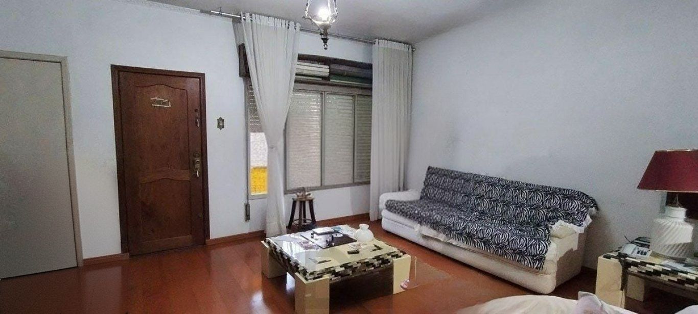 Casa com 4 quartos, 4 vagas e amplo pátio no Bairro Jardim Lindóia — foto 3