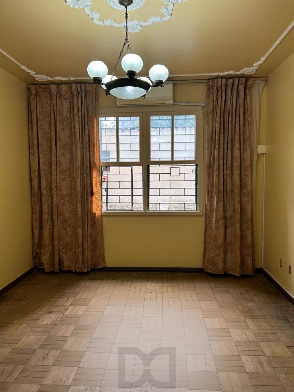 Apartamento térreo com 3 quartos no Bairro Cidade Baixa — foto 3