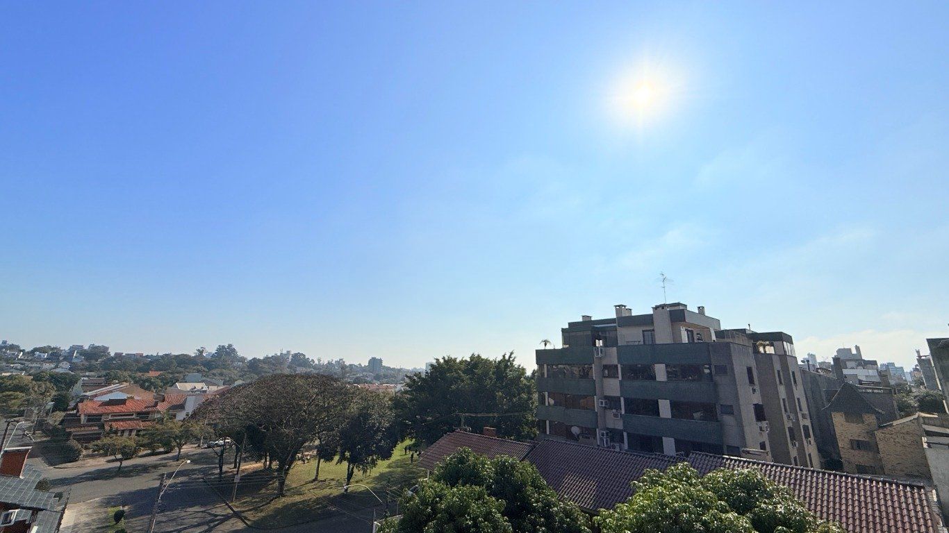 Cobertura de 2 dormitórios, terraço e 2 vagas no bairro Jardim Planalto — foto 3