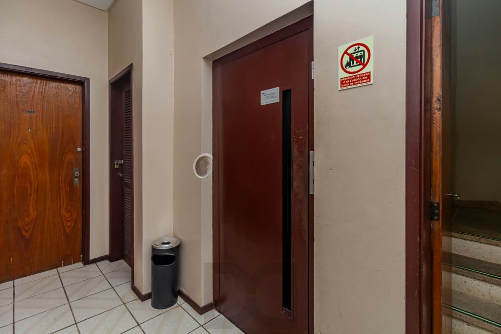 Apartamento 2 dormitórios, 1 vaga, churrasqueira e 77m² na José do Patrocinio. — foto 30