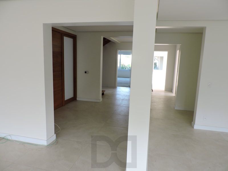 Casa nova de 600m² com 4 dormitórios e 3 vagas — foto 65