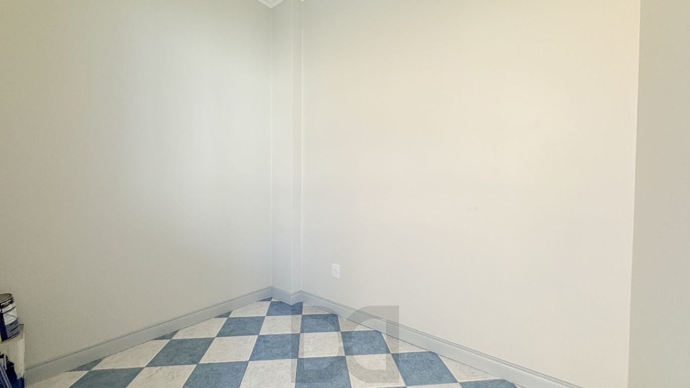 Apartamento de 3 dormitórios,1 suíte, 1 vaga, elevador no bairro Jardim Lindóia — foto 8