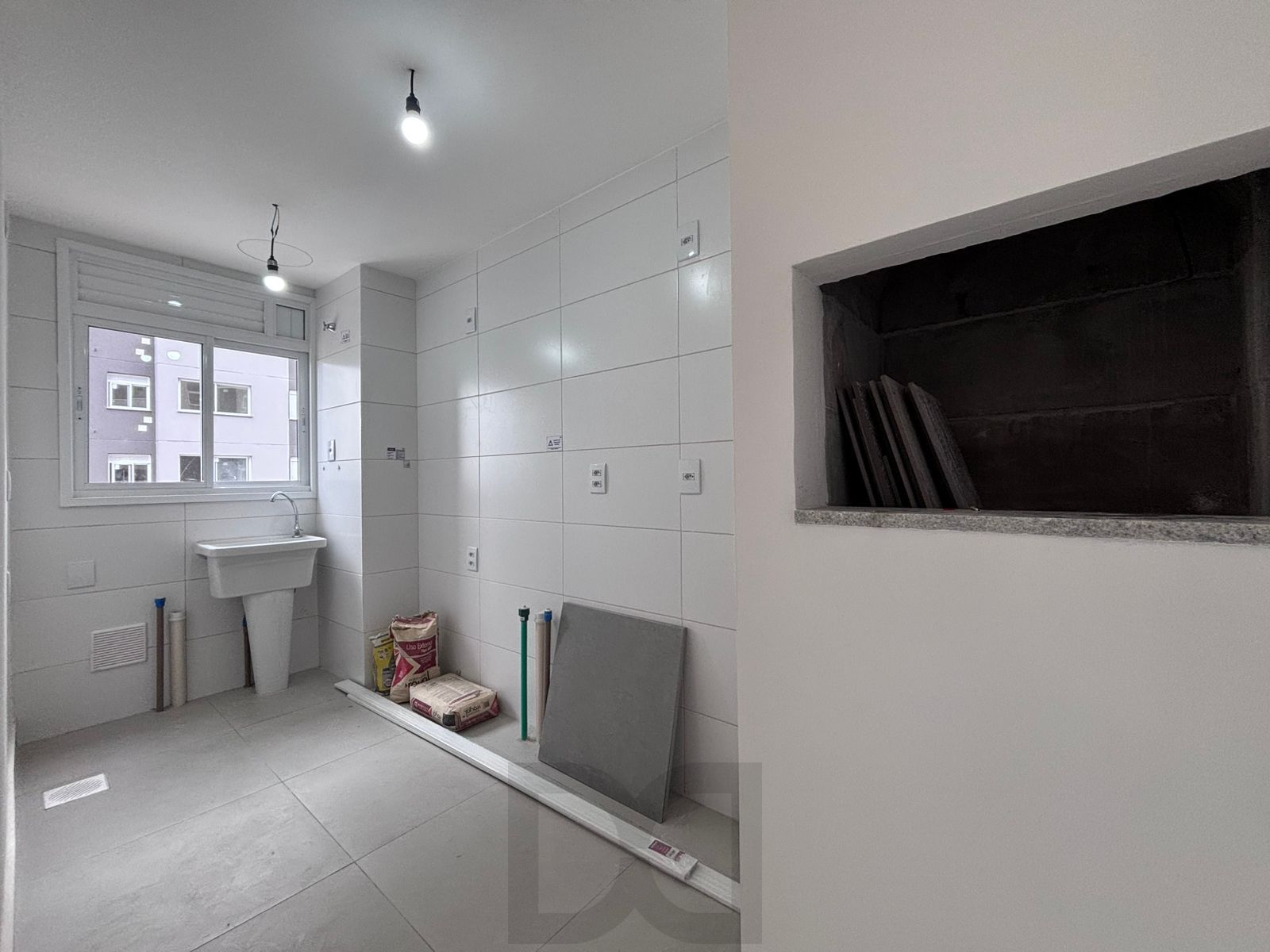 Apartamento de 2 quartos, suíte, elevador e 1vaga no bairro Jardim Sabará — foto 3