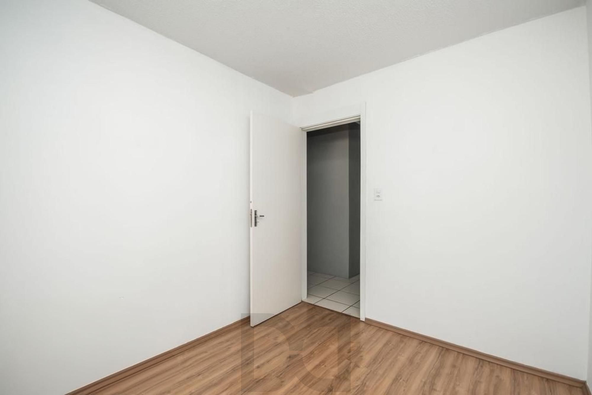 Apartamento térreo de 2 quartos, portaria 24 horas no bairro Glória. — foto 12
