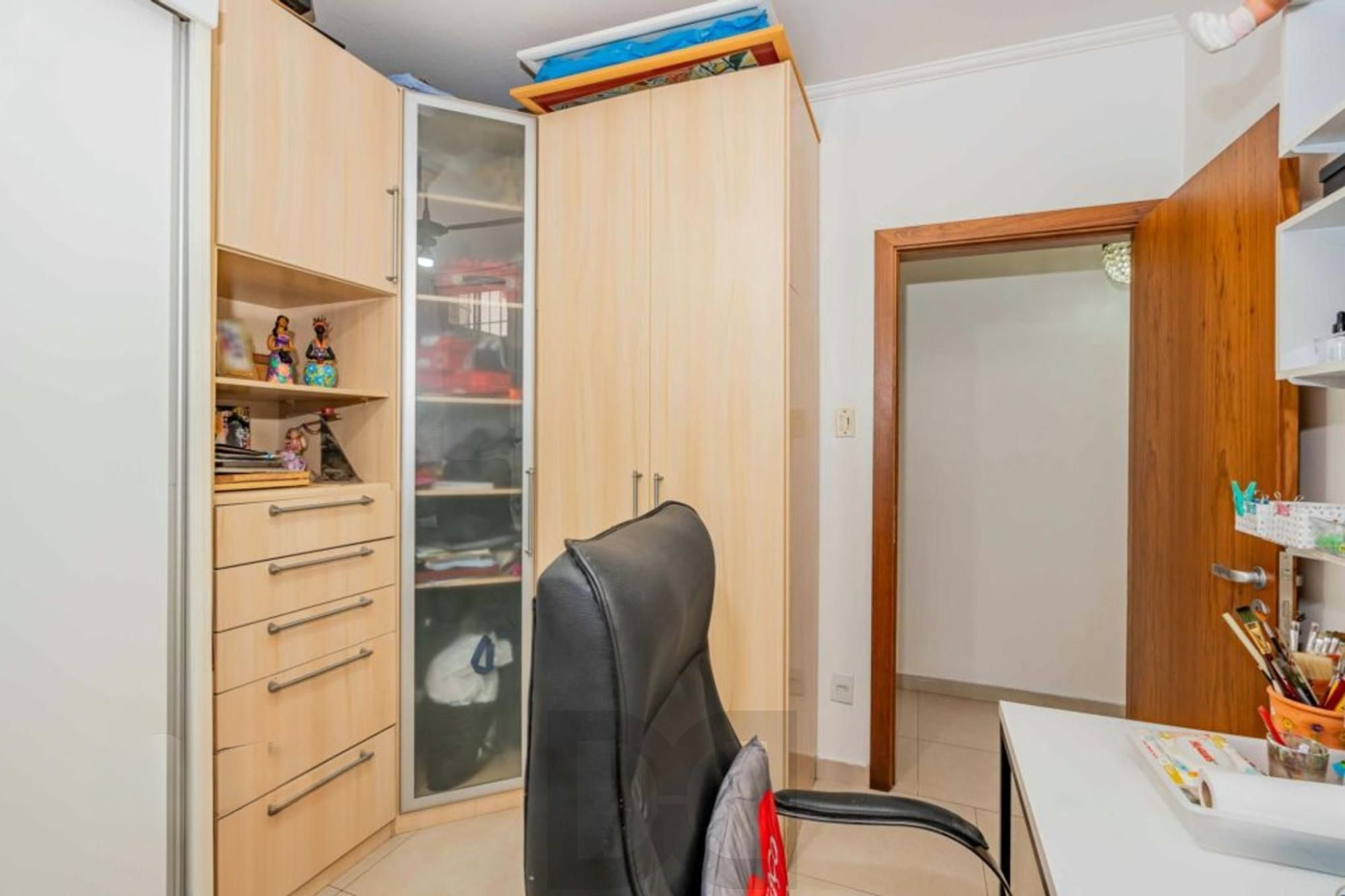 Apartamento Garden, 3 dormitórios, 1 suíte, 1 vaga, churrasqueira no bairro Santana. — foto 12