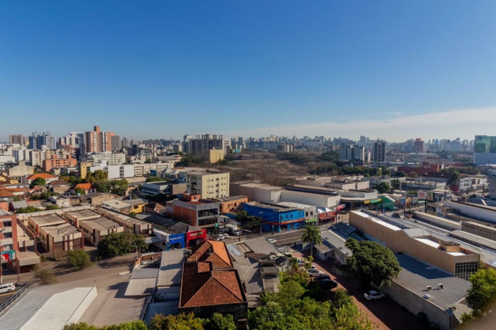 Apartamento de 3 quartos, suíte, elevador e 1 vaga no bairro Azenha — foto 20