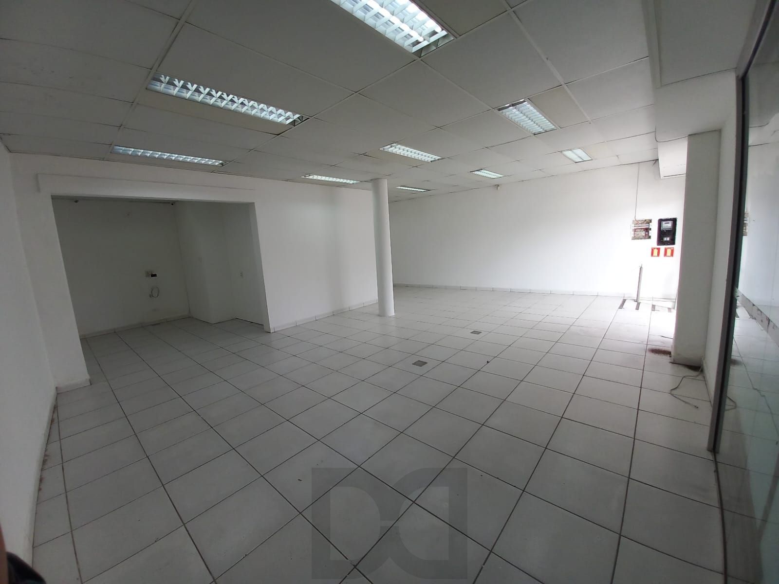 Loja Comercial na Assis Brasil com Alta Rentabilidade — foto 8