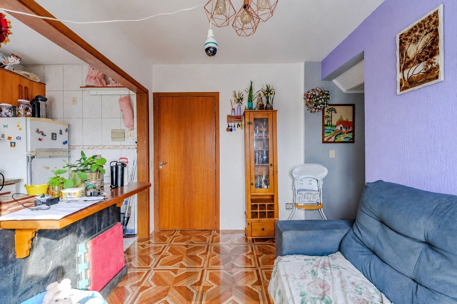 Apartamento de 2 dormitórios, semi mobiliado e 47m² no bairro Camaquã. — foto 9