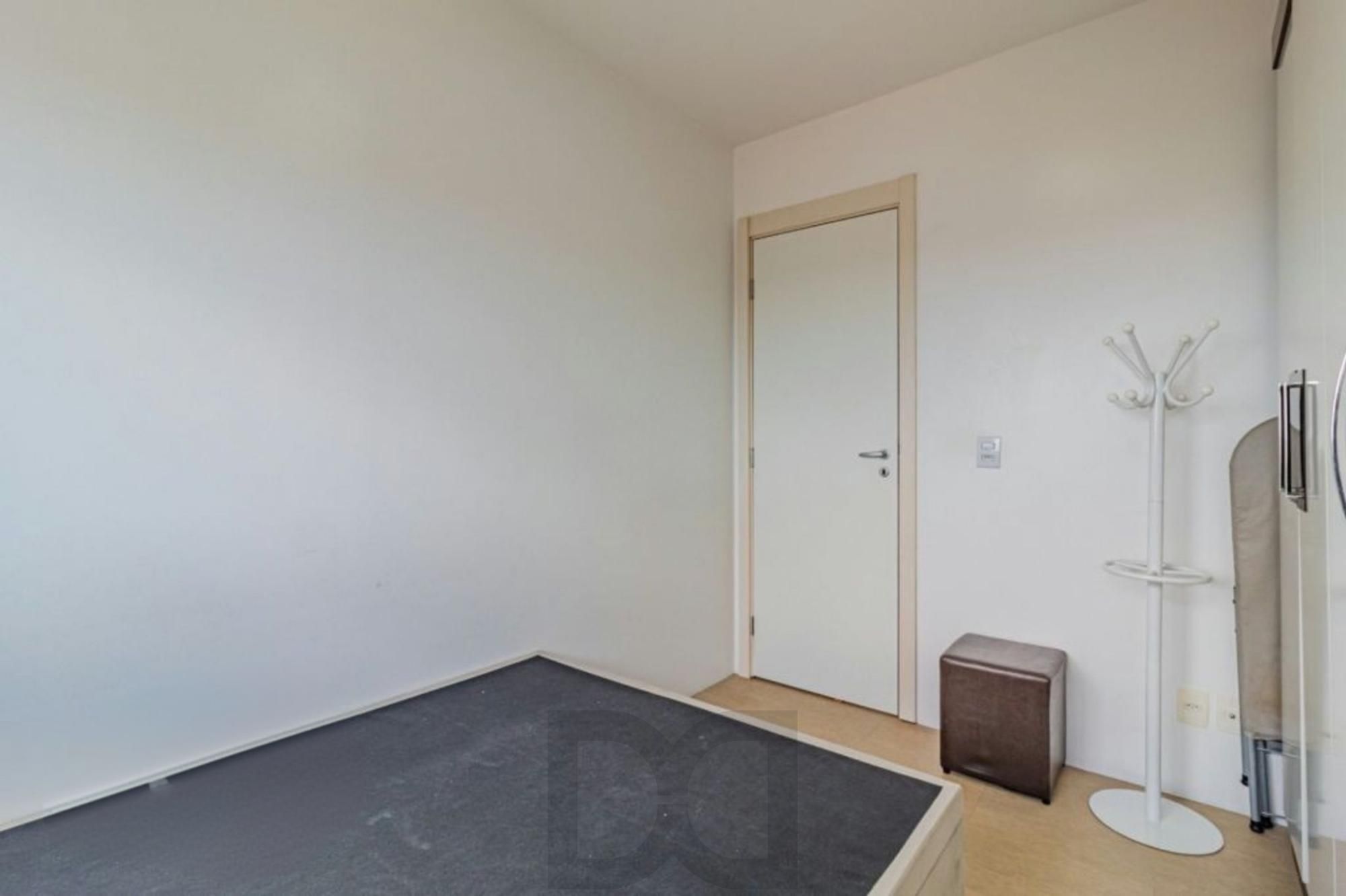 Apartamento de 3 quartos, suíte, elevador e 2 vagas no bairro Vila Ipiranga — foto 21