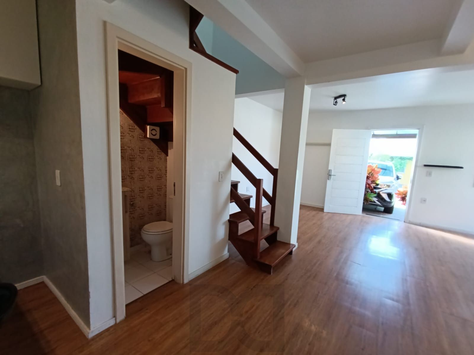 Casa em condomínio de 3 quartos, suíte e 2 vagas no bairro Mário Quintana — foto 6