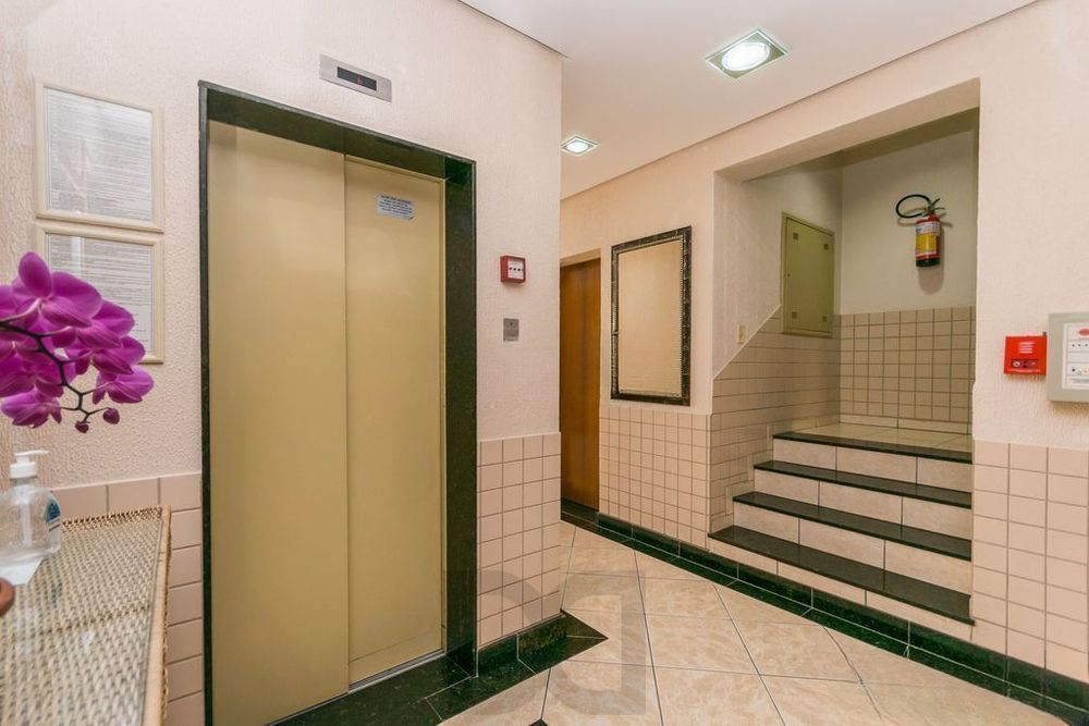 Apartamento com 3 quartos, 1 vaga e elevador no Bairro Vila Ipiranga — foto 29