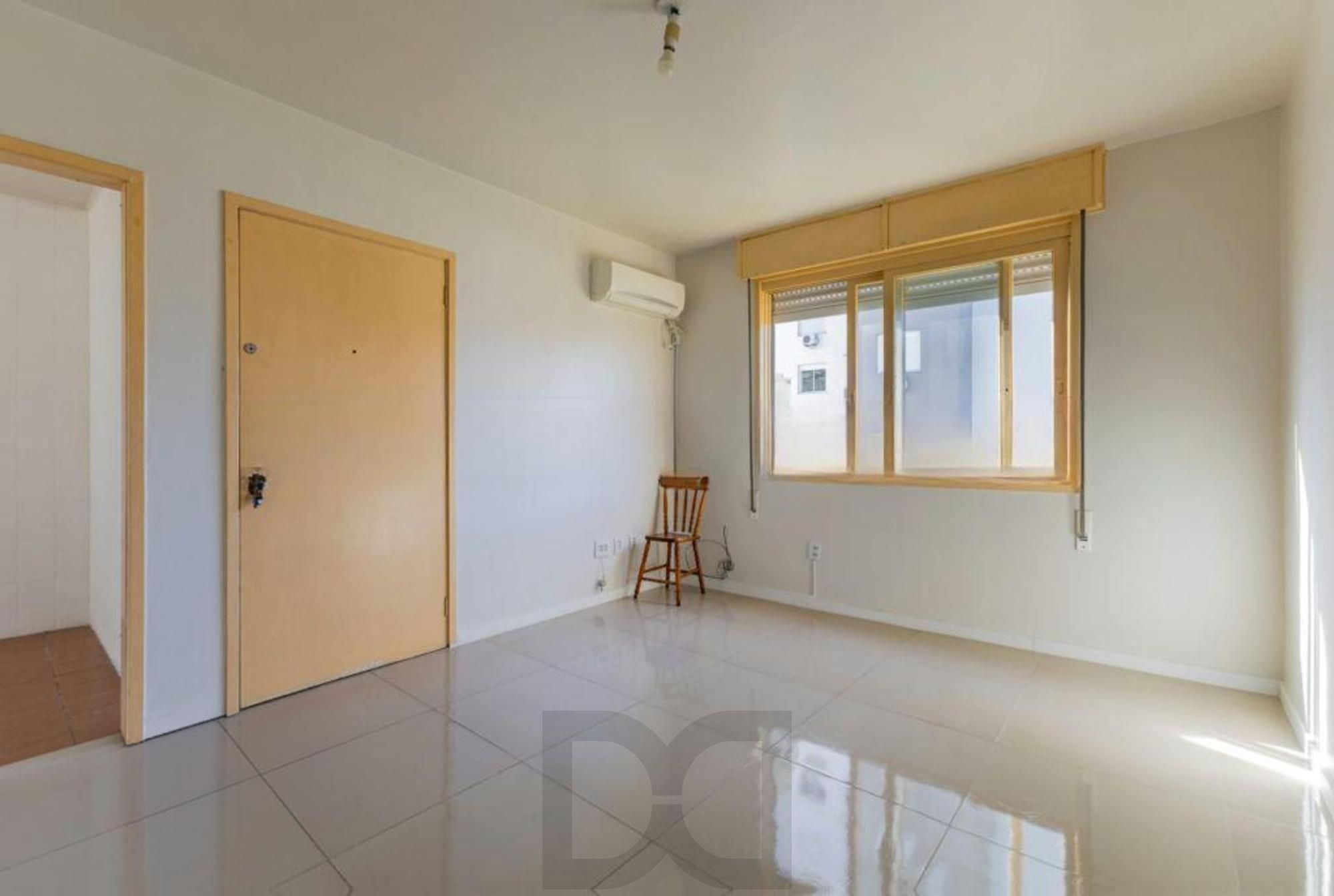 Apartamento com 2 quartos, vaga coberta e sol da manha no bairro Santana — foto 1