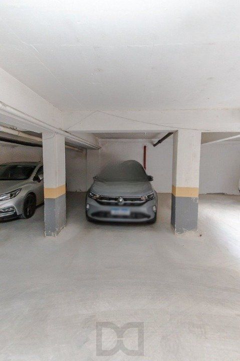 Apartamento com 3 quartos, 2 vagas e elevador no Petrópolis, Porto Alegre. — foto 26