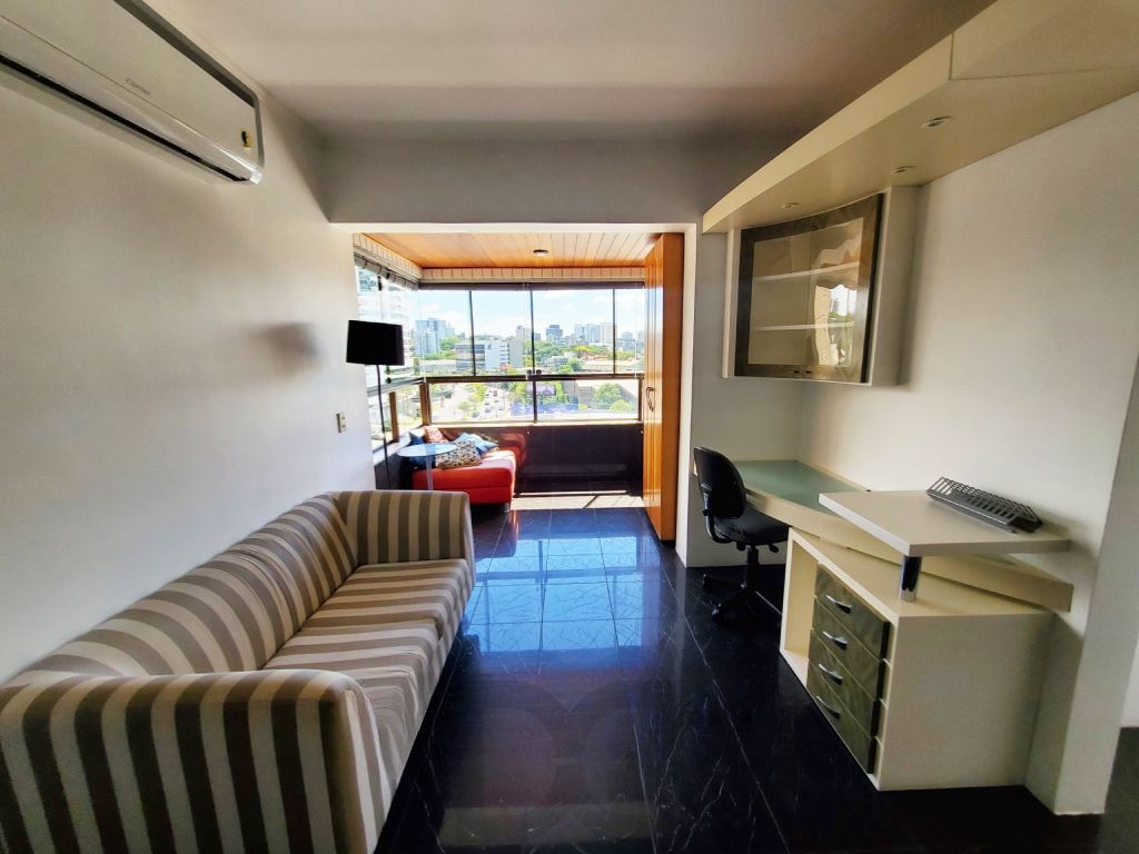 Apartamento de 1 dormitório, 1 vaga e elevador no bairro Boa Vista. — foto 5