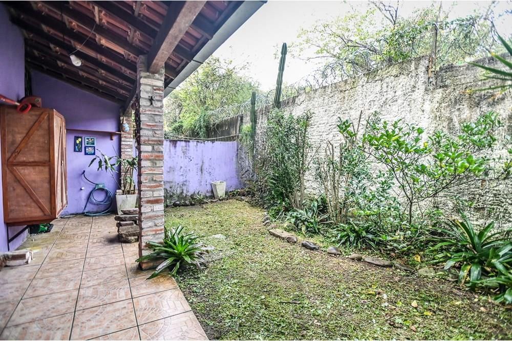 Casa em condomínio fechado de 2 quartos, suíte, 2 vagas no bairro Guarujá — foto 17