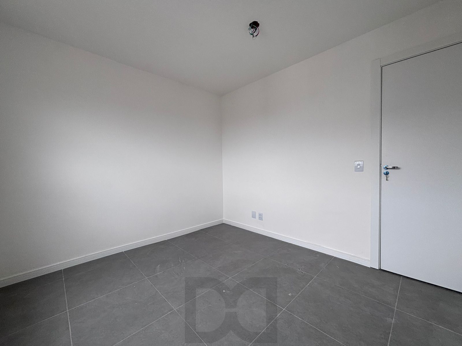 Apartamento de 2 quartos, suíte, elevador e 1vaga no bairro Jardim Sabará — foto 27