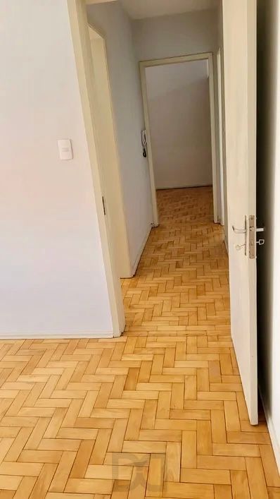 APARTAMENTO, 2 DORMITÓRIOS NO BAIRRO AZENHA EM PORTO ALEGRE PARA COMPRAR — foto 7