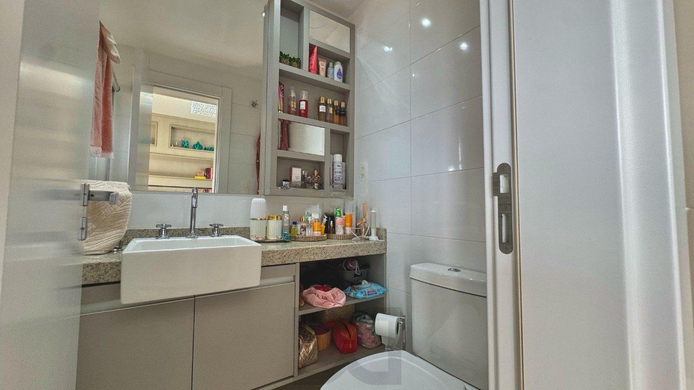 Apartamento semi mobiliado de 3 dormitórios no bairro Pedra Redonda — foto 19