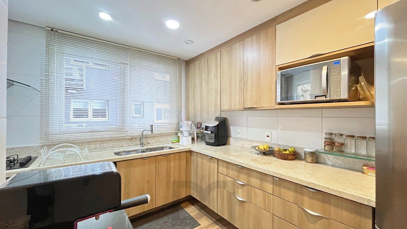 Apartamento com 3 quartos, 3 suítes e 128m² à venda em Menino Deus. — foto 20
