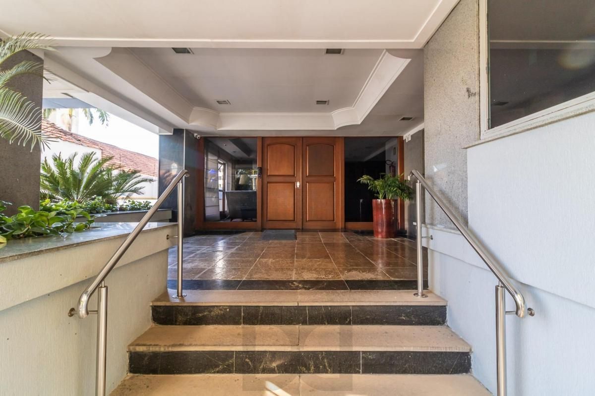 Apartamento de 4 dormitórios, 2 suítes, 2 vagas e elevador na Castro Alves. — foto 54