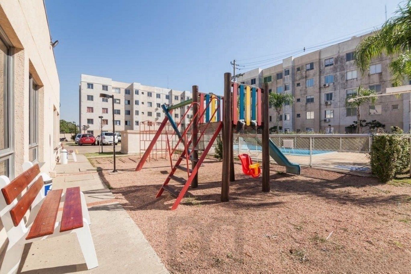 Apartamento Térreo, 2 quartos, vaga, piscina e portaria 24hr no bairro Sarandi. — foto 32