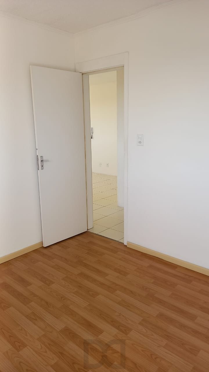 Apartamento de 2 quartos, 1 vaga de garagem no bairro Glória em Porto Alegre. — foto 21