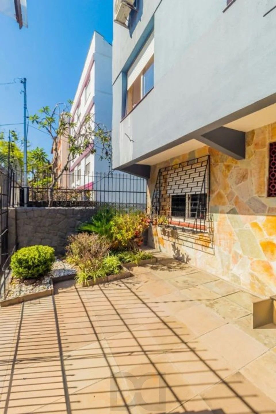 Apartamento com 1 quarto, portaria 24 hrs no bairro Cidade baixa — foto 11