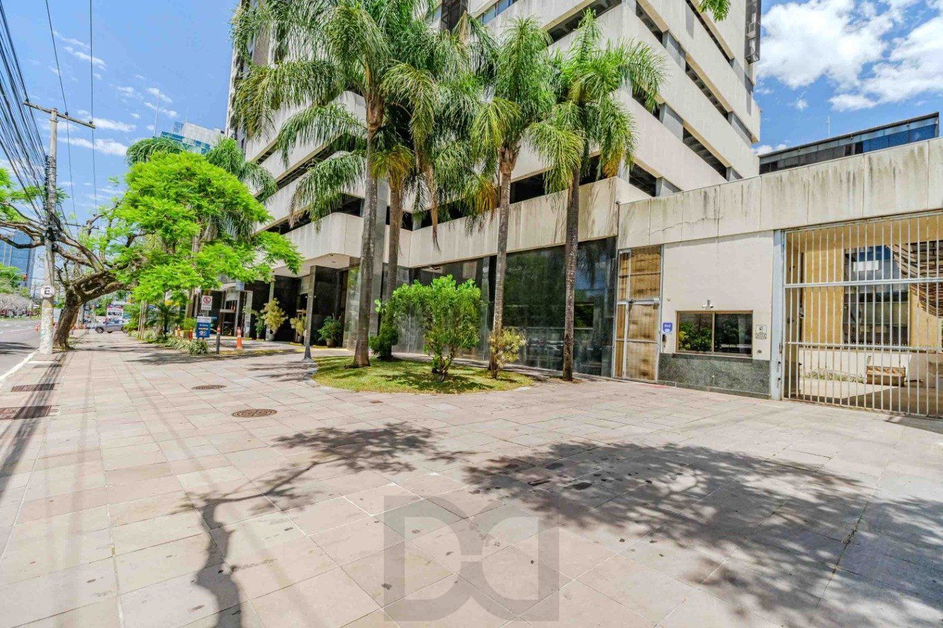 Sala comercial, 2 vagas, elevador e restaurante no bairro Praia de Belas — foto 42
