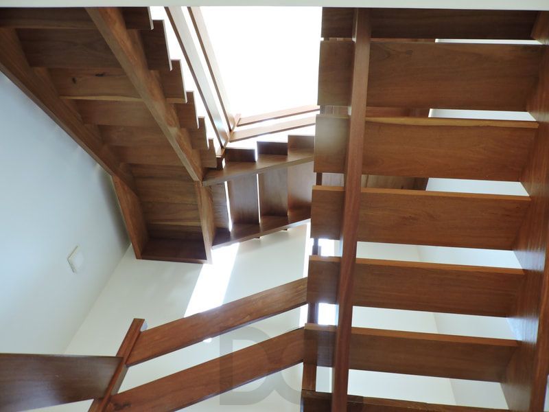 Casa nova de 600m² com 4 dormitórios e 3 vagas — foto 12