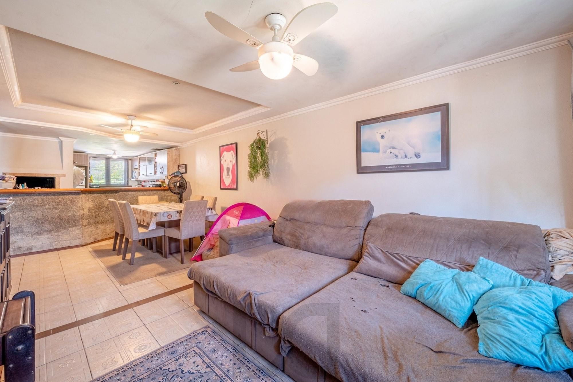 Casa com 2 quartos, 1 suíte, 2 vagas na Hípica. — foto 2