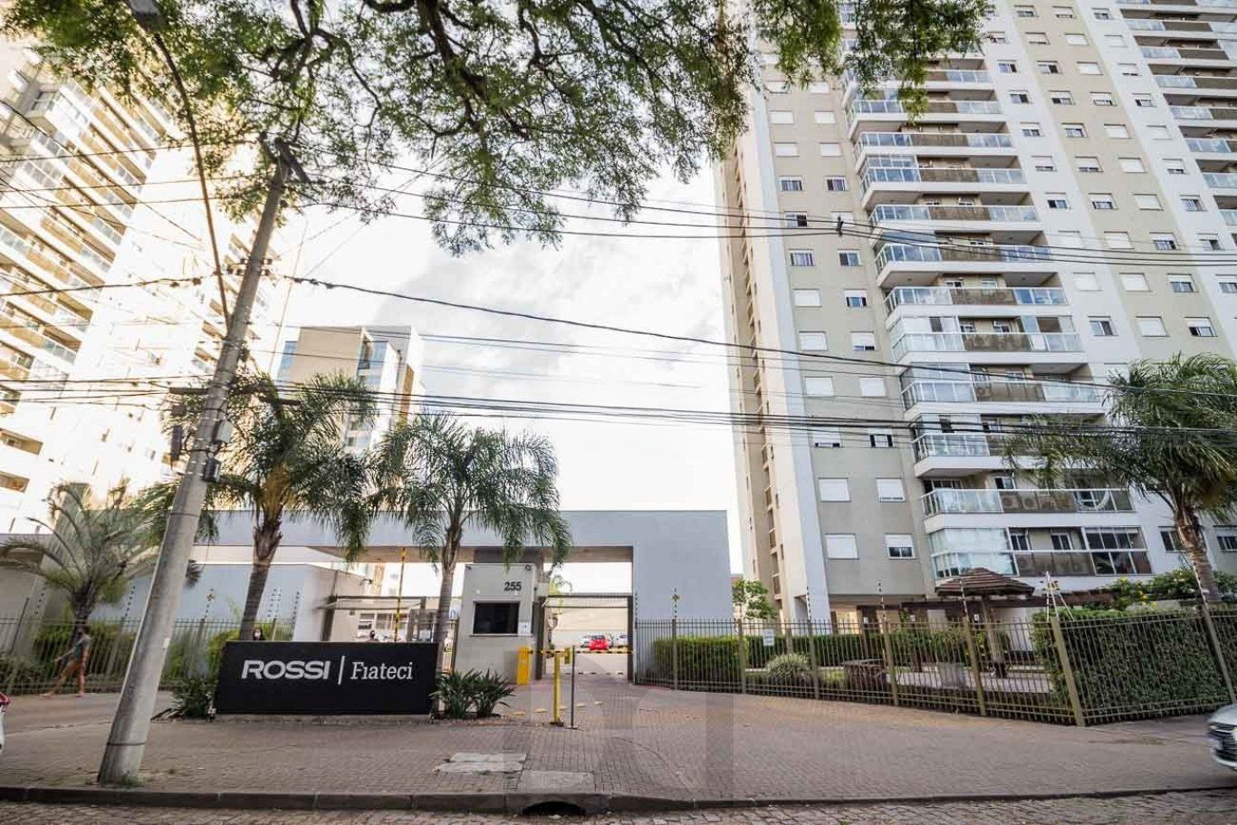 Apartamento 2 Dormitórios com Elevador e Vaga no São Geraldo — foto 35