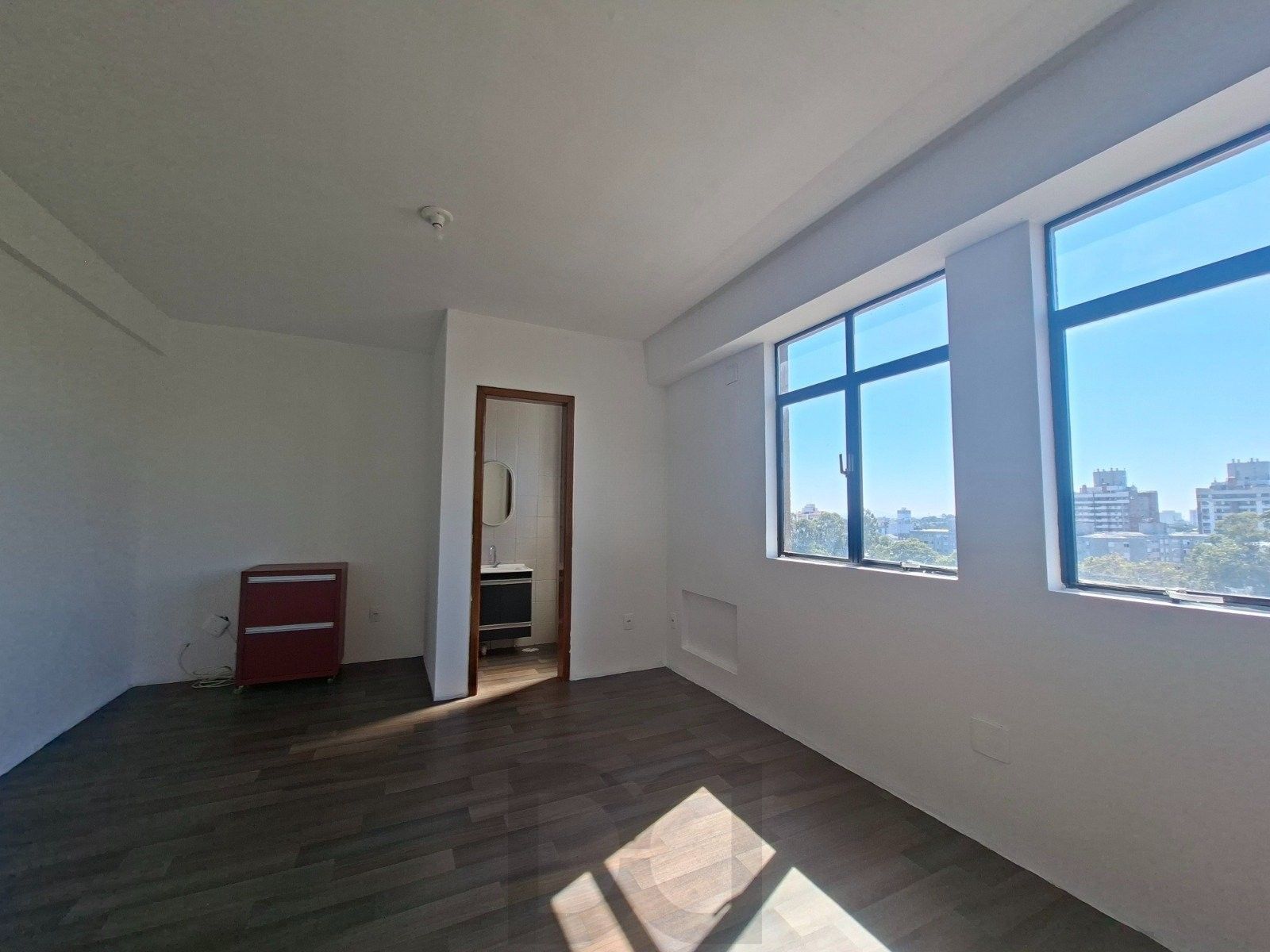 Sala / Conjunto Comercial na Avenida Assis Brasil, Jardim Lindóia. — foto 15