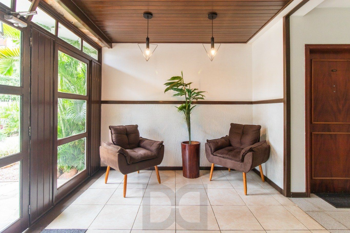 Apartamento 2 Quartos com Suíte e Pátio no Menino Deus — foto 24