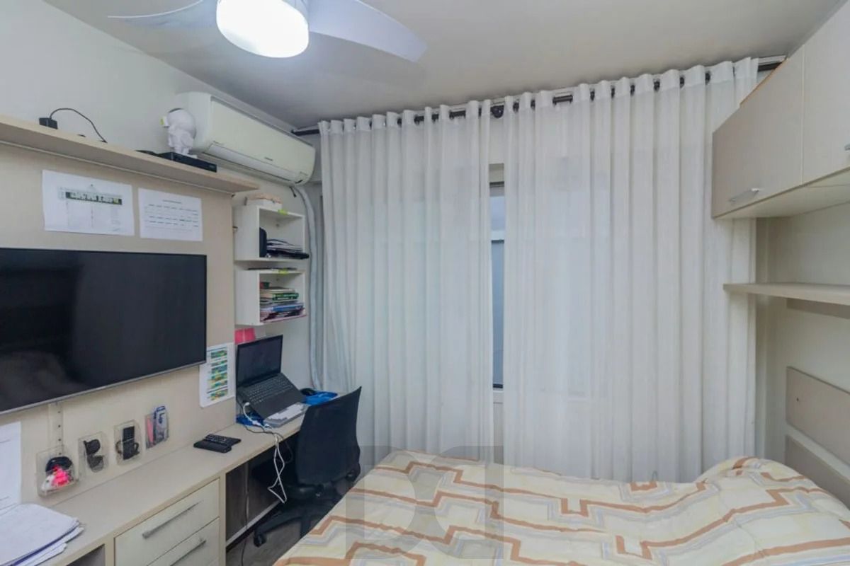 Apartamento 2 Quartos com 77m² e Vaga no Petrópolis — foto 9
