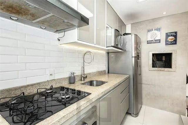 Apartamento 2 dormitórios, 1 suíte, 1 vaga e churrasqueira na Bento Gonçalves. — foto 7