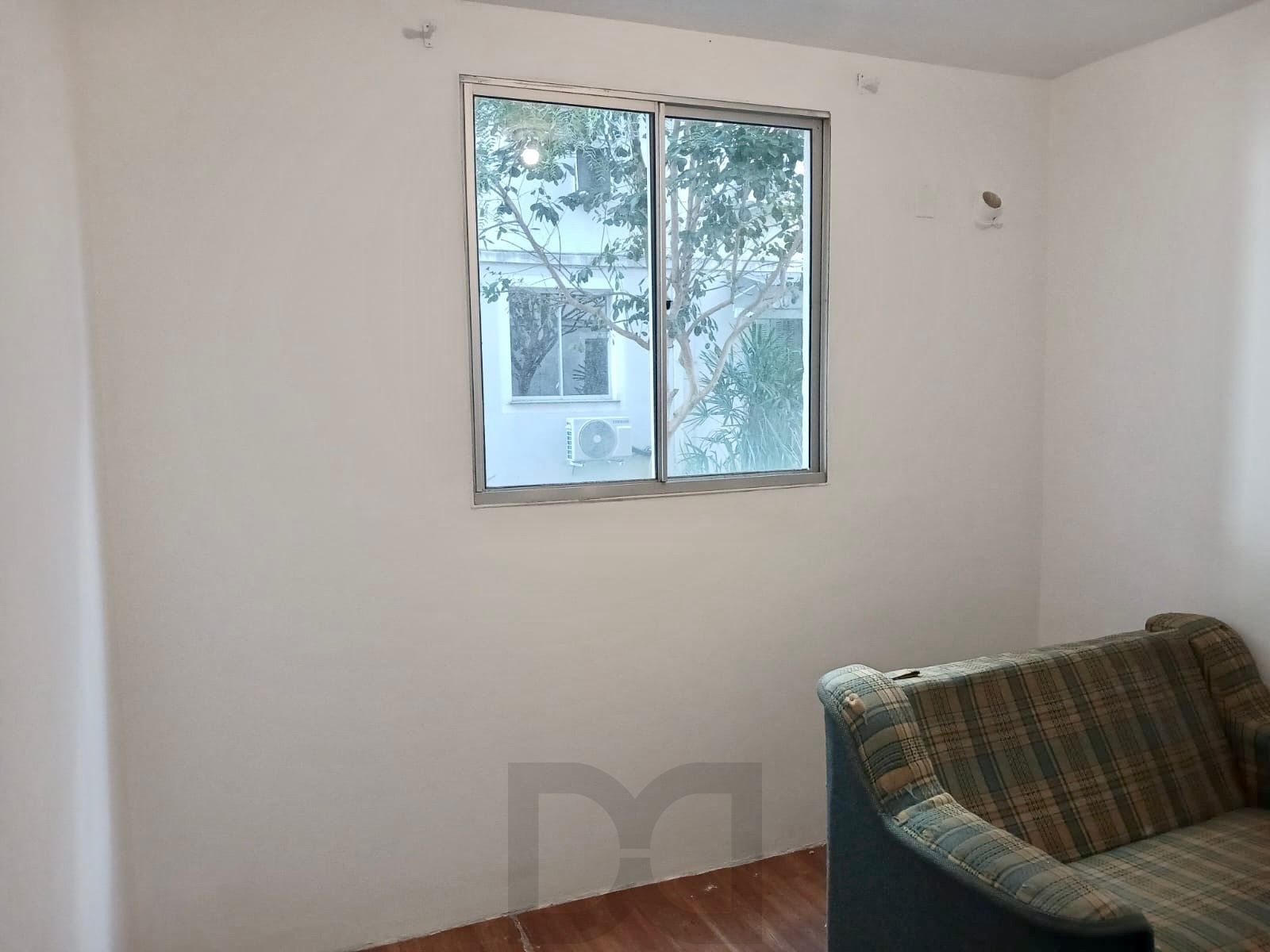 Apartamento térreo de 1 dormitório com 1 vaga coberta e fixa Bairro Santa Fé — foto 3