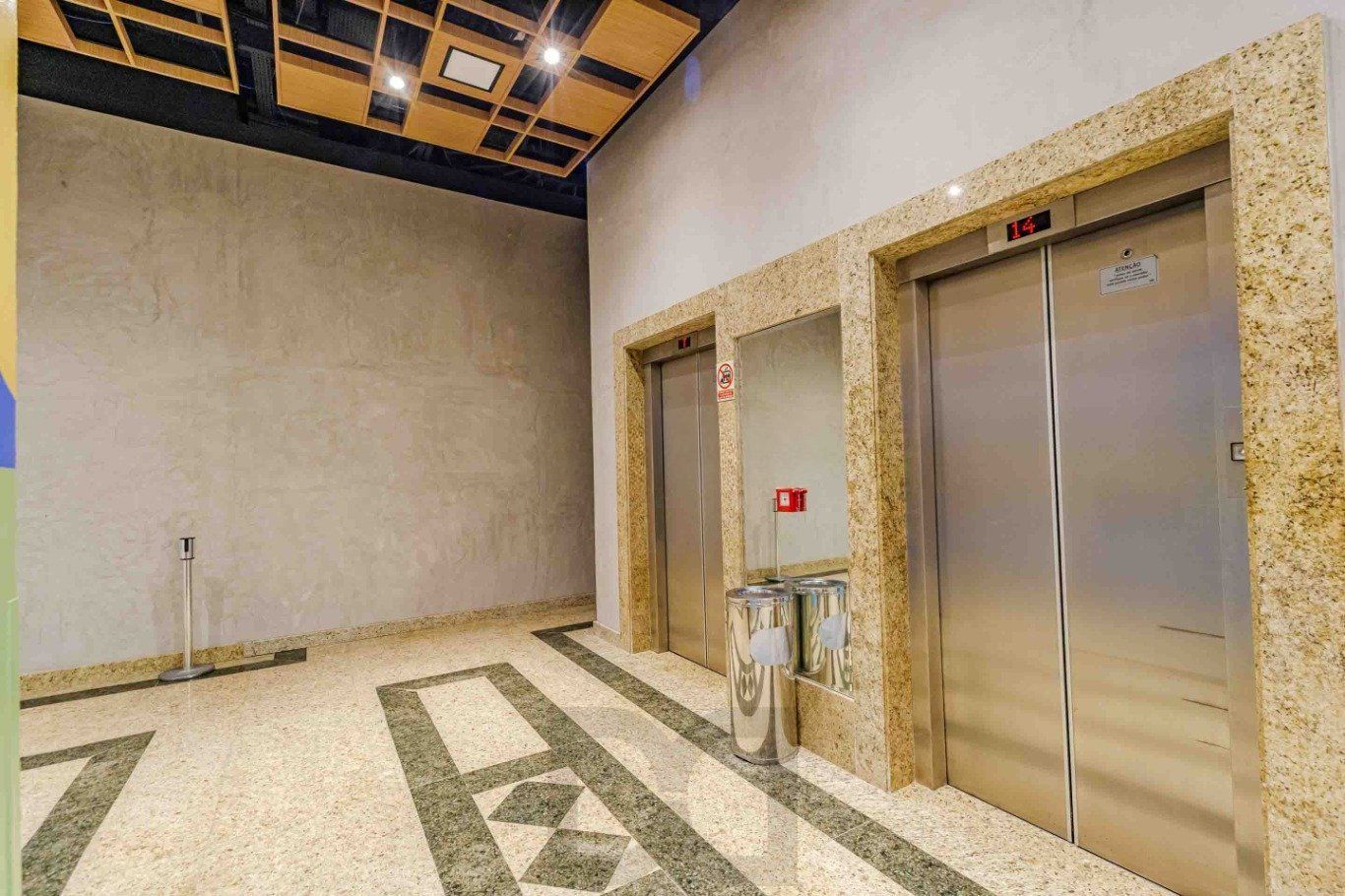 Sala comercial, 2 vagas, elevador e restaurante no bairro Praia de Belas — foto 27