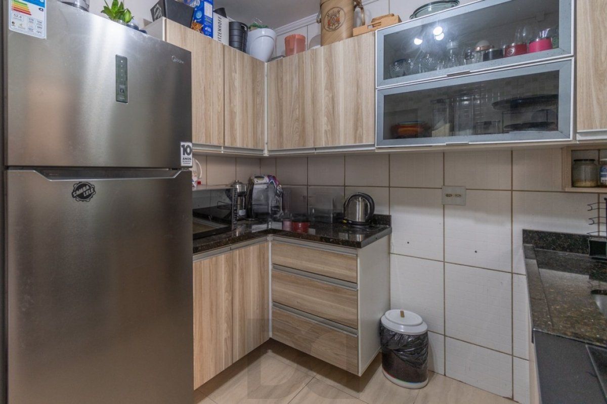 Casa com 2 quartos, 2 vaga, sacada e churrasqueira no bairro Costa e Silva — foto 10