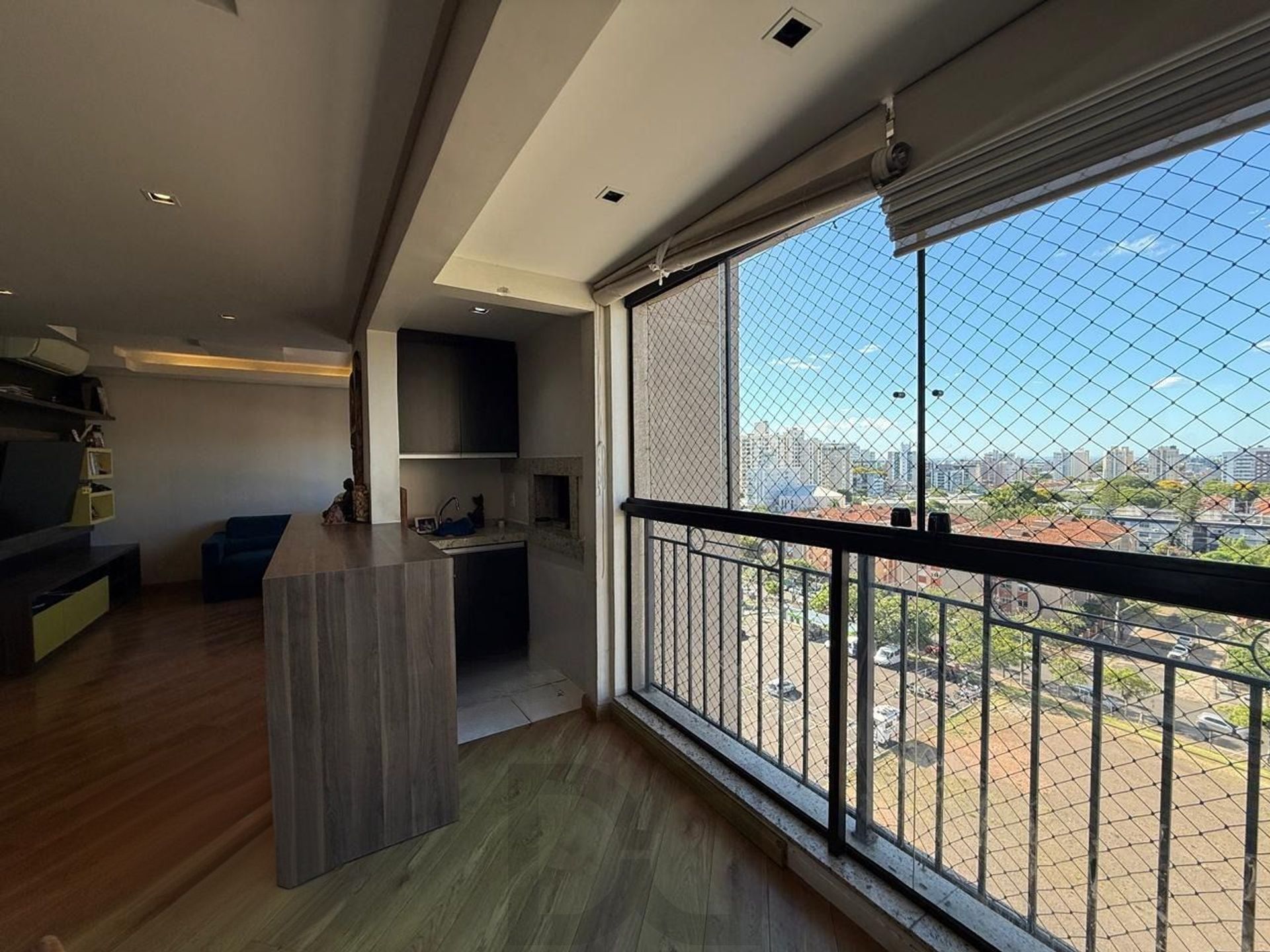 Apartamento de 2 dormitórios, 1 suíte, 2 vagas e 94m² no Jardim Europa. — foto 3