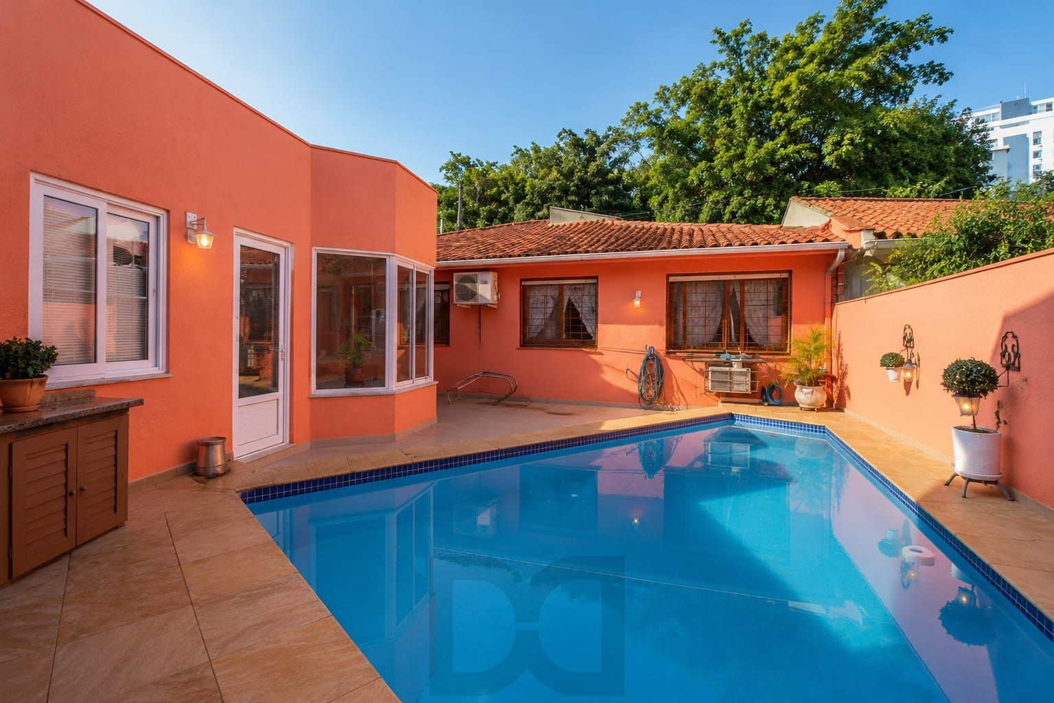 Casa com 3 dormitórios,1 suíte, 4 banheiros e 4 vagas, 203m² no Jardim Itu. — foto 28