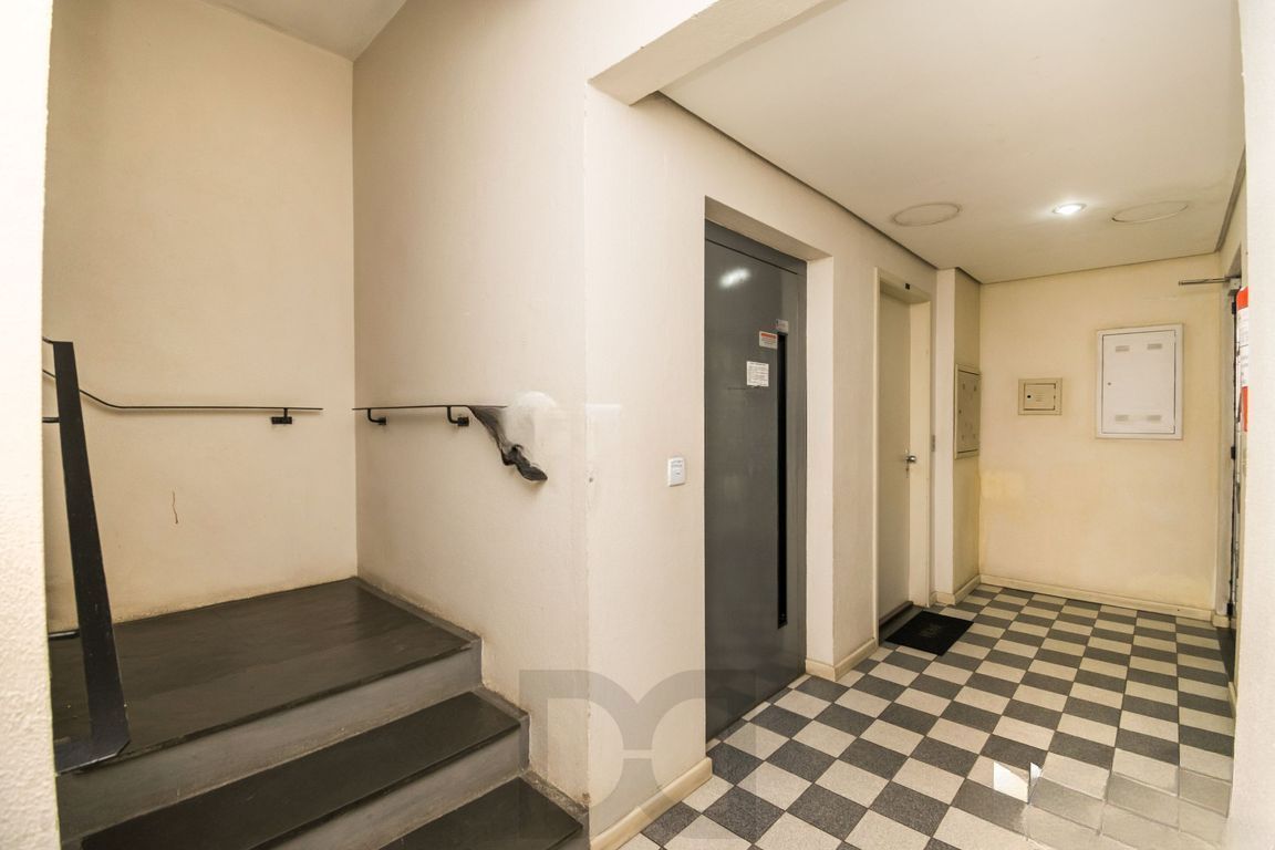 Apartamento com 1 quarto e 1 vaga coberta no bairro Petrópolis — foto 28