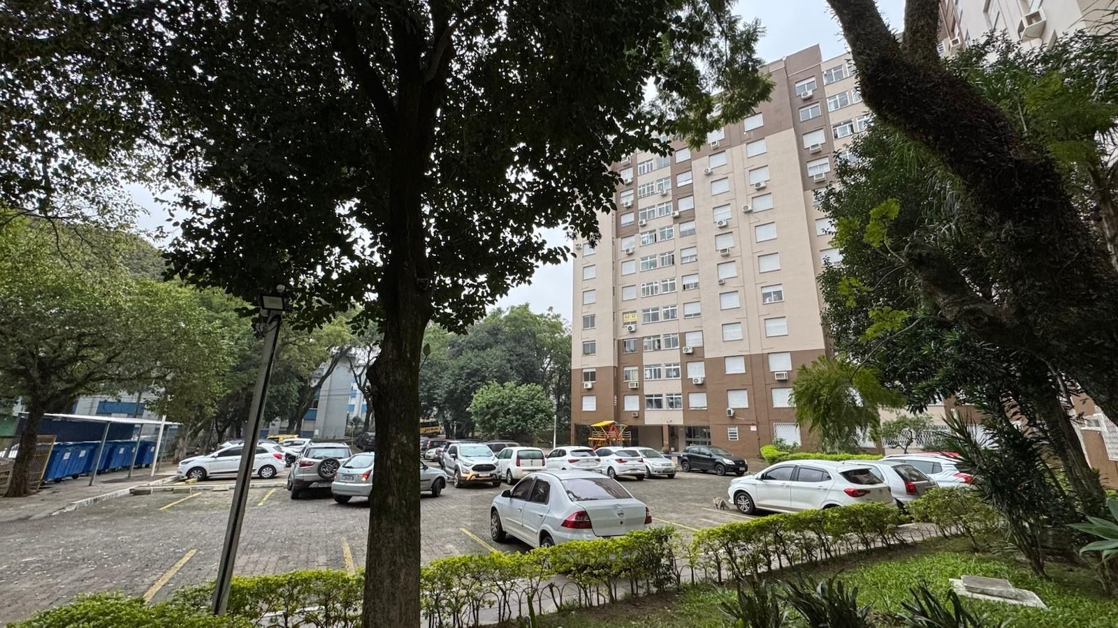 Apartamento com 1 Quarto e 1 vaga à Venda, 42 m² por R$ 200mil Bairro Cristal — foto 40