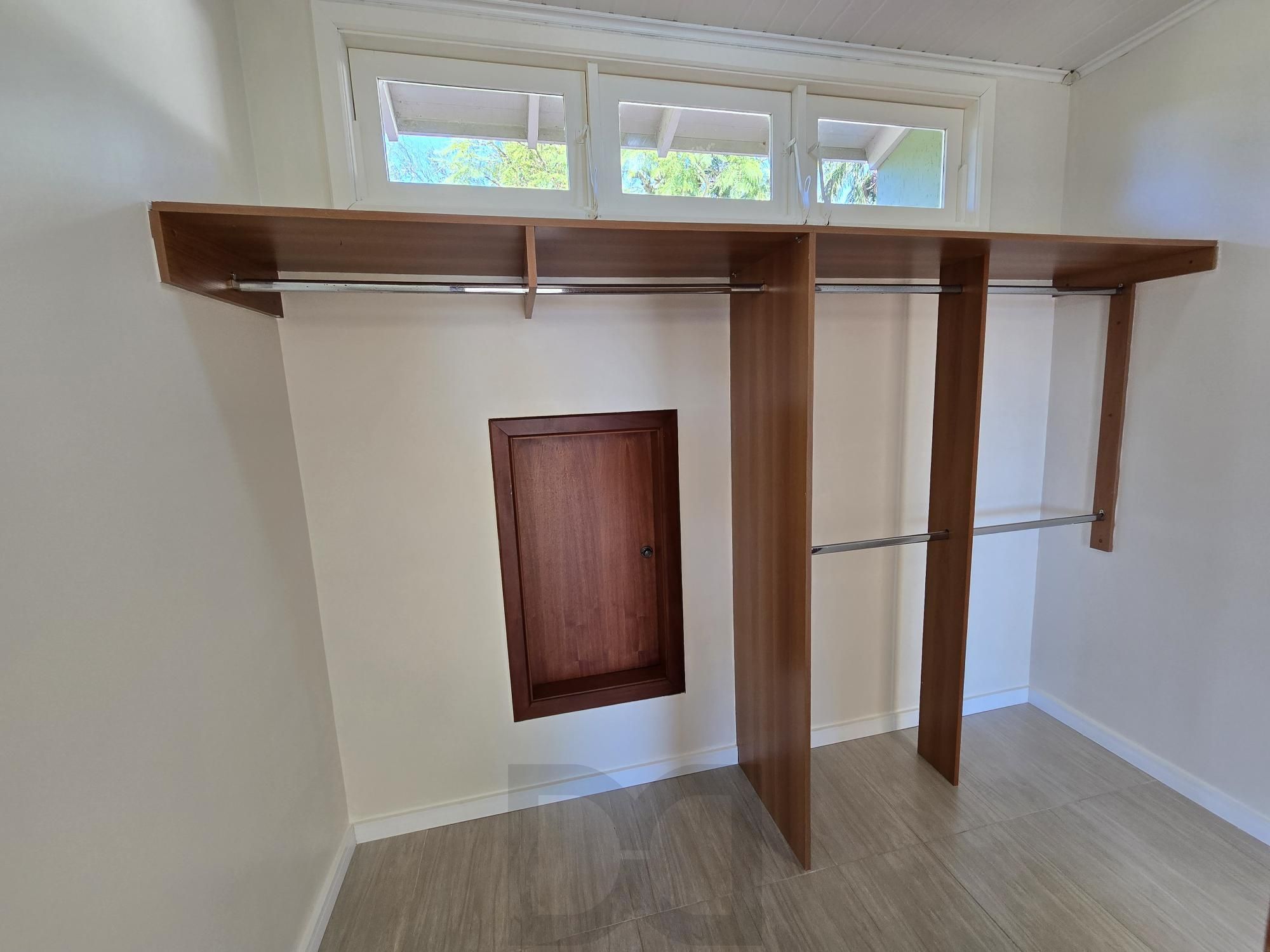 Casa 3 dormitórios, 1 suíte, 4 vagas 210 m² privativos no Belém Novo. — foto 41