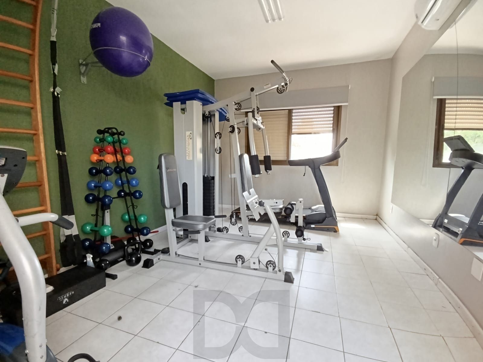 Apartamento semi mobiliado 3 quartos, elevador, 2 vagas no bairro São João. — foto 36