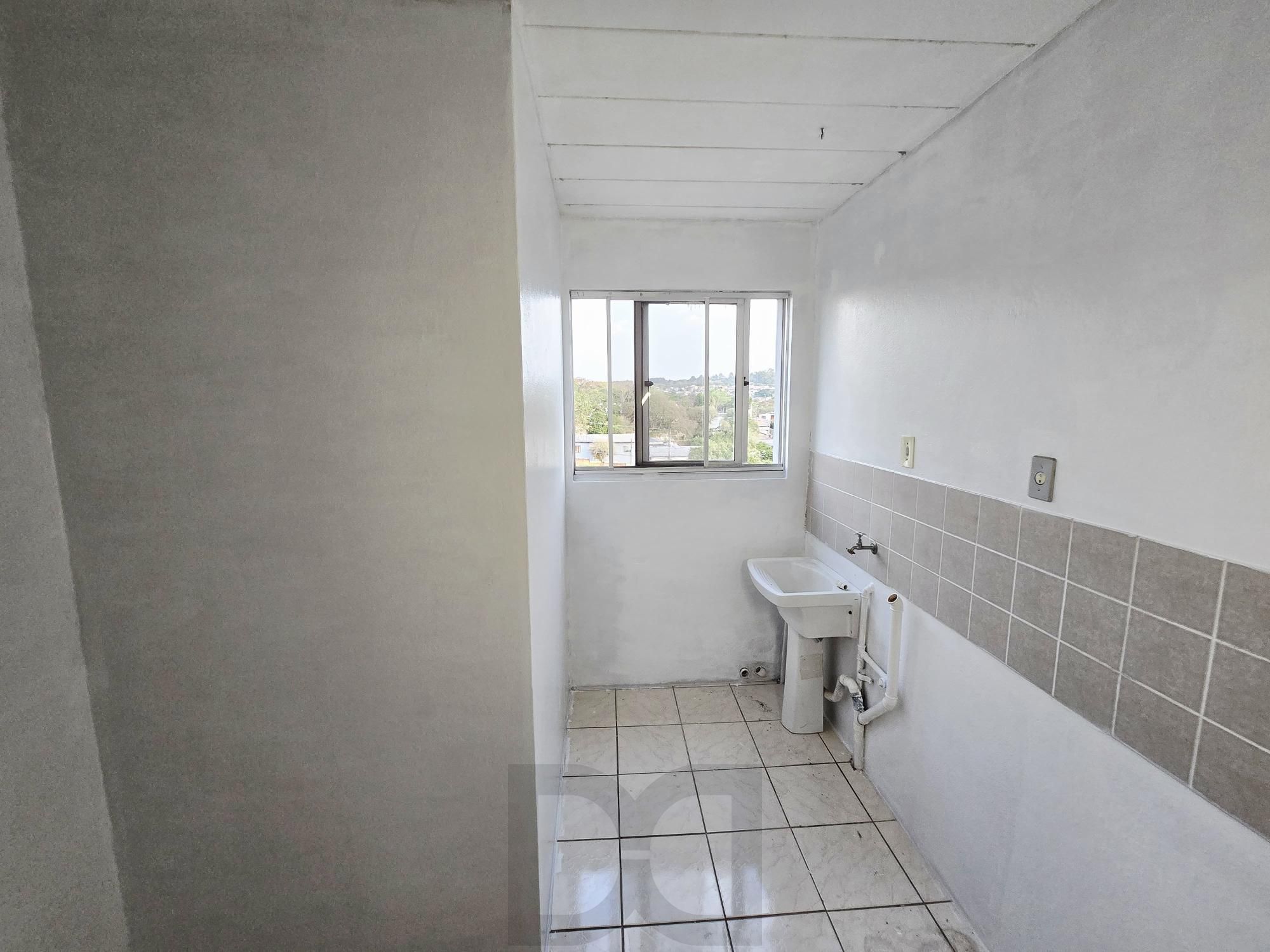 Apartamento com 2 quartos, portaria 24hr e vaga no bairro Lomba do Pinheiro — foto 6