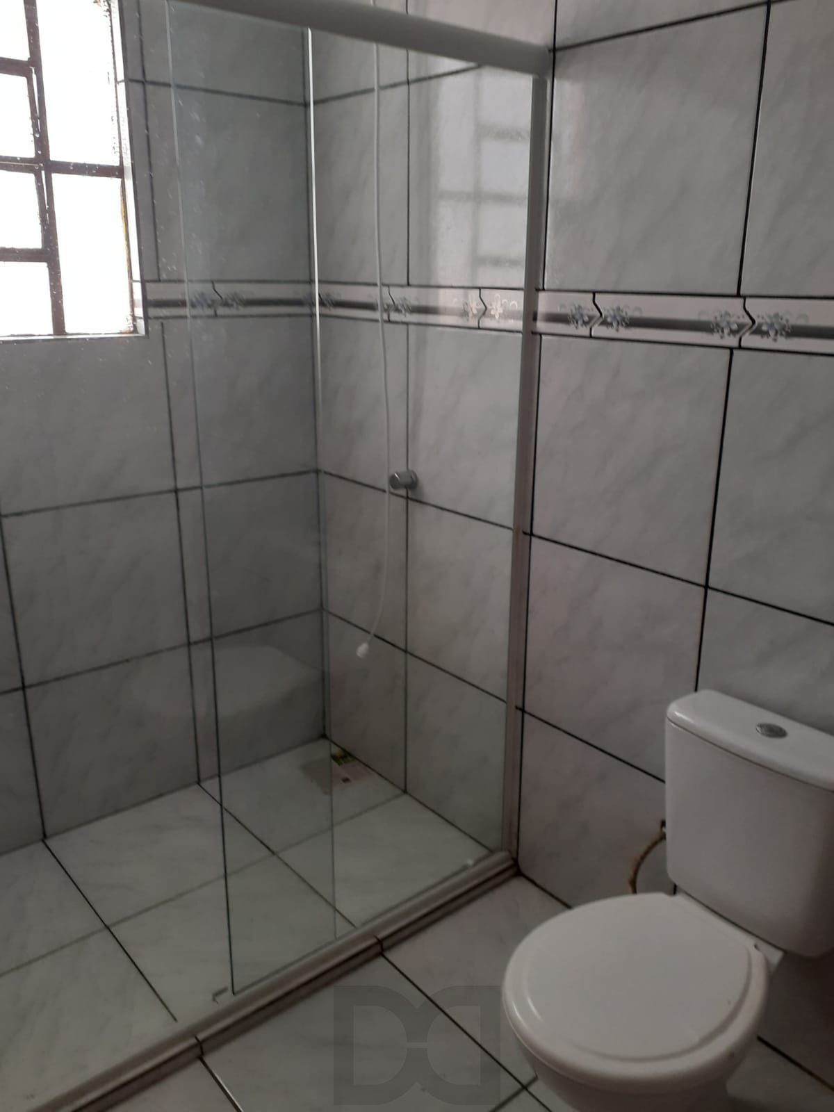 Duas Casas no Mesmo Terreno com 169m² e Entradas Independentes — foto 12